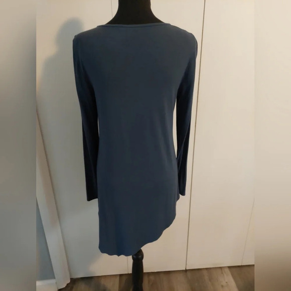 Eileen Fisher Longsleeve Blouse Top lightweight Asymmetric hem blue XS - Picture 5 of 8